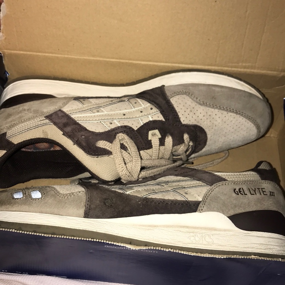 ASICS